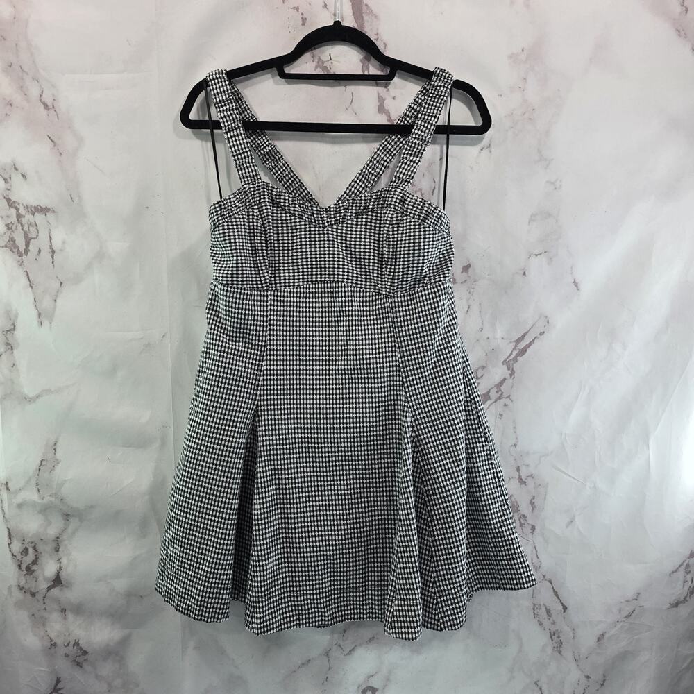 Anthropologie Dress Women Medium Black Gingham Criss Cross Smocked Picnic Pin Up